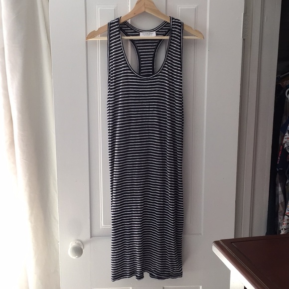 Everlane Dresses & Skirts - Everlane 100% Linen Racerback Dress